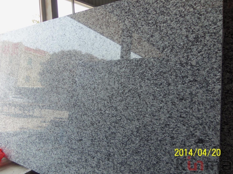 Natural stone spray white granite for slab/tiles
