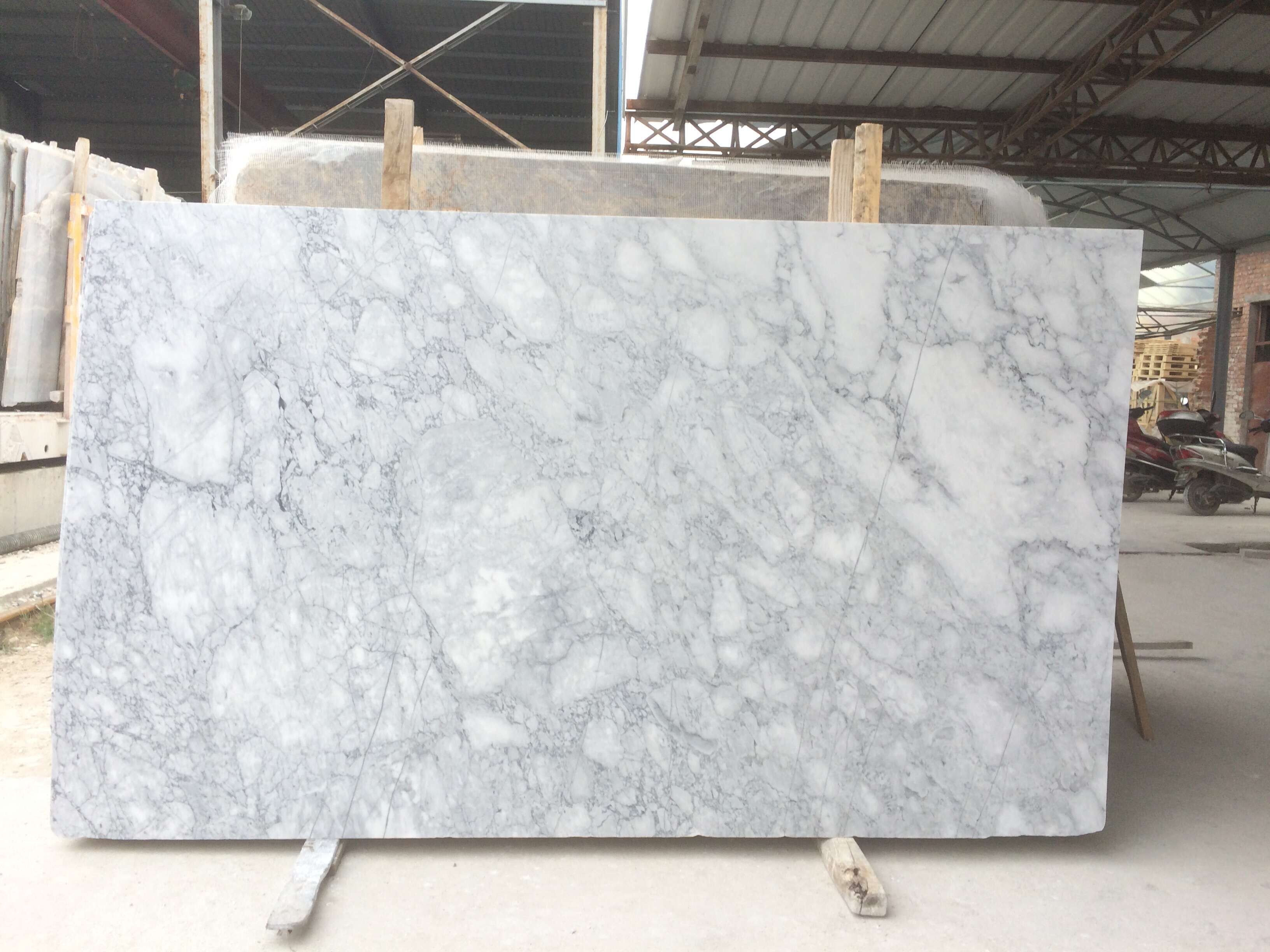white marble with gray vein
